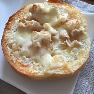 カシュナッツと生姜ハチミツのチーズトースト